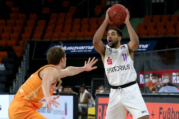 打破铁鹰防 打破铁鹰防