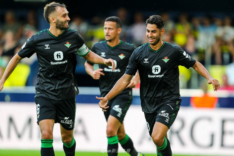 雄鹿管理层 雄鹿管理层